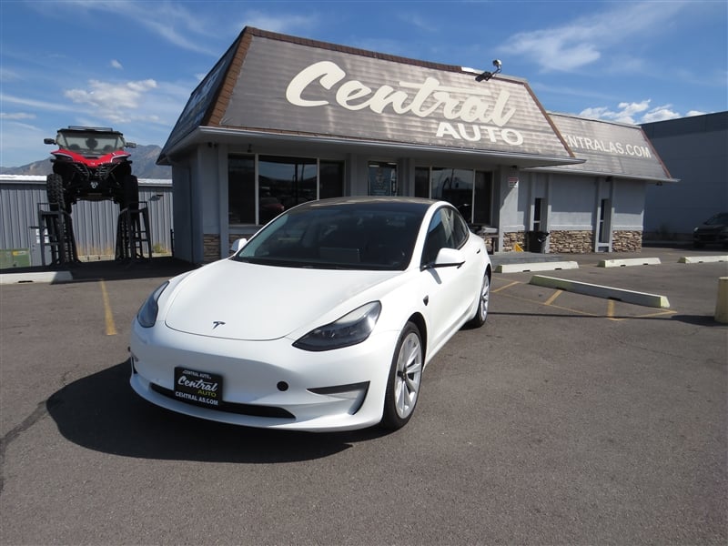 2022 Tesla Model 3 Base